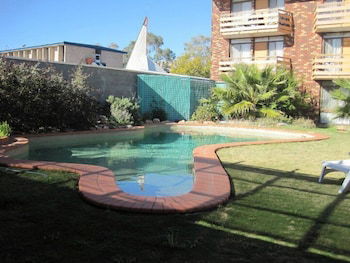 Desert Rose Inn Alice Springs - Accommodation Bookings 2