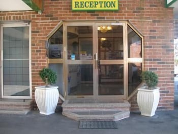 Mount Kuring-gai Motel - Accommodation Bookings 2