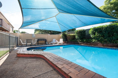 Jacaranda Place Motor Inn - Accommodation Bookings 4