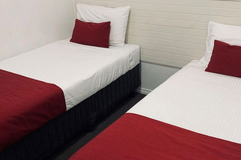 Ashton Motel - Accommodation Bookings 6