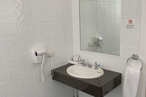 Ashton Motel - Accommodation Bookings 7