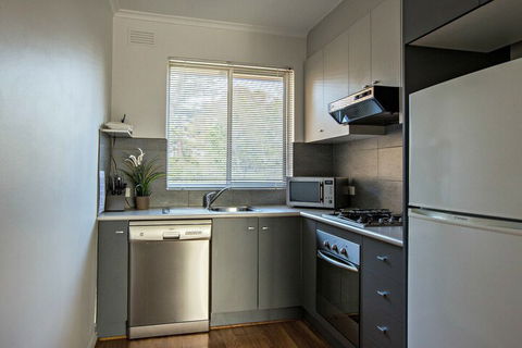 Adelaide DressCircle Apartments Childers Street - Accommodation Bookings 7