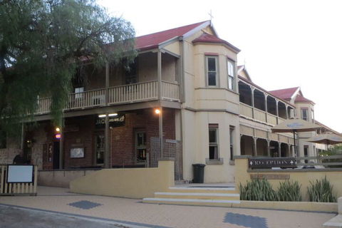 Priory Resort Hotel - Accommodation Bookings 3