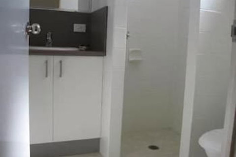 Nambour Lodge Motel - Accommodation Bookings 7