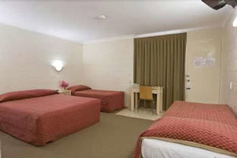 Nambour Lodge Motel - Accommodation Bookings 4