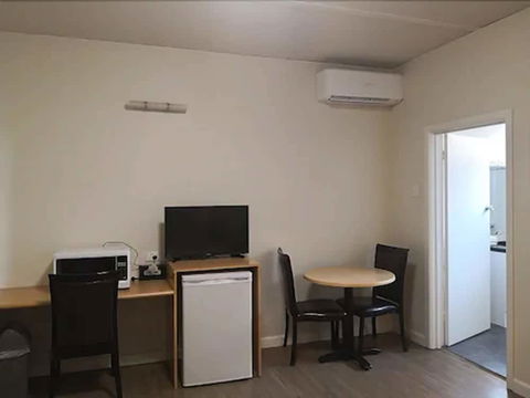 Dandenong Motel - Accommodation Bookings 1