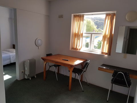 The Menai Hotel Motel - Accommodation Bookings 3