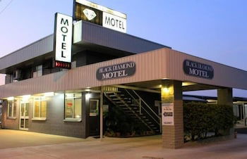 Black Diamond Motel - Accommodation Bookings 3