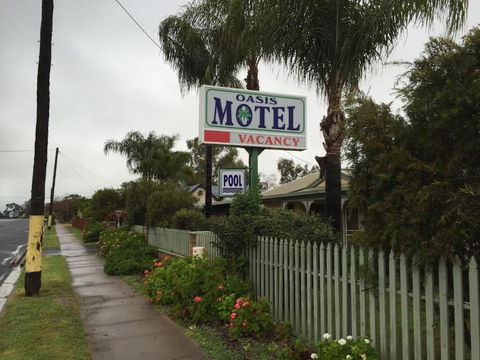 Oasis Motel Peak Hill - Accommodation Bookings 1