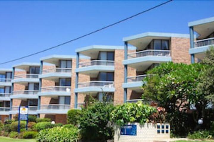 Southern Sunshine Coast QLD Accommodation Bookings
