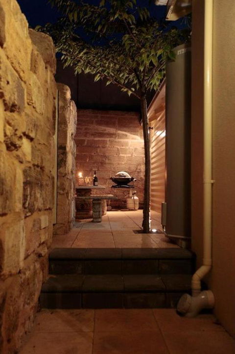 Apartment 35 - Accommodation Bookings 3