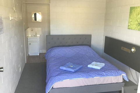 Rankins Springs Motel - Accommodation Bookings 6