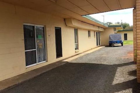 Rankins Springs Motel - Accommodation Bookings 3