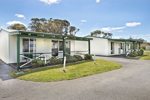 Acclaim Rose Gardens Beachside Holiday Park - Accommodation Bookings 2