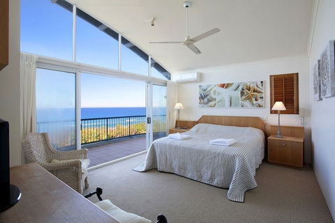 Aqua Promenade Beachfront Apartments - Accommodation Bookings 6
