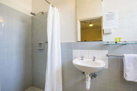 Esplanade Hotel - Accommodation Bookings 3