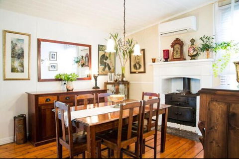 Sinnamons Cottage - Accommodation Bookings 2