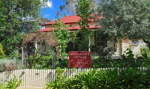 Sinnamons Cottage - Accommodation Bookings 6