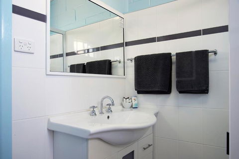 Artesian Motor Inn - Accommodation Bookings 3