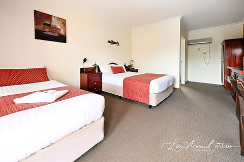 Narrandera Club Motor Inn - Accommodation Bookings 5