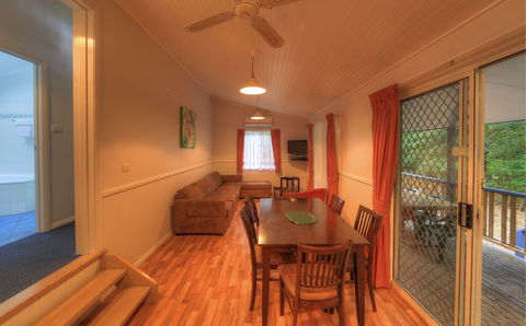 BIG4 Bungalow Park On Burrill Lake - Accommodation Bookings 4