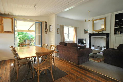 Cooma Cottage - Accommodation Bookings 3
