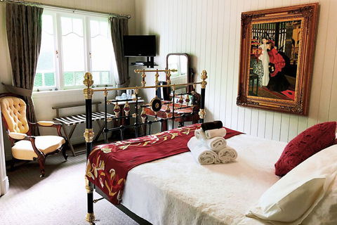 Number 12 Bed & Breakfast - Accommodation Bookings 4