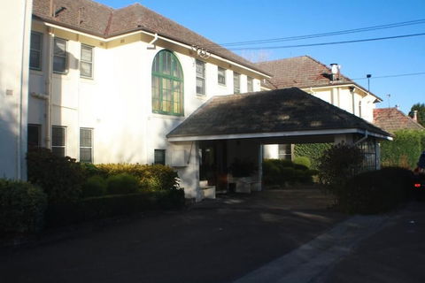 The Dormie House - On The Golf Course - Accommodation Bookings 0