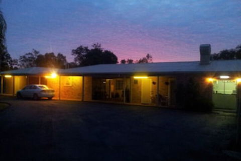 Charleville Waltzing Matilda Motor Inn - Accommodation Bookings 0