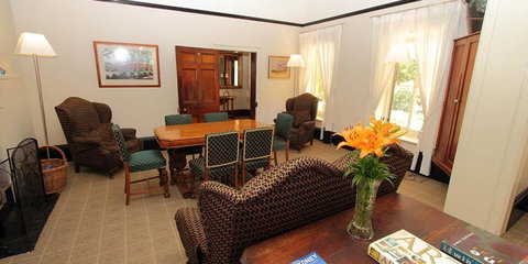 Fitzroy Inn Historic Retreat - Accommodation Bookings 5