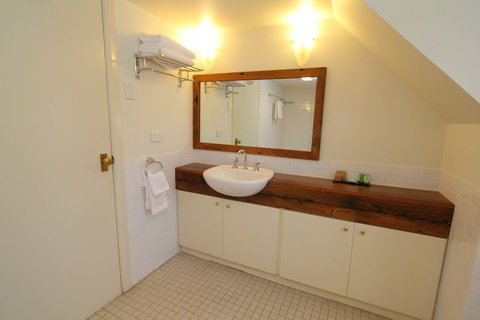 Fitzroy Inn Historic Retreat - Accommodation Bookings 3