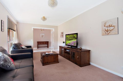 Skip Shop Splash - Accommodation Bookings 5