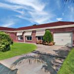 Skip Shop Splash - Accommodation Bookings 0