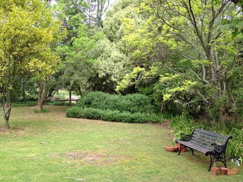 On The Banks - Accommodation Bookings 2