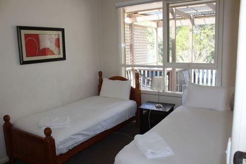 Australian Home Away At Doncaster Grange Park - Accommodation Bookings 1