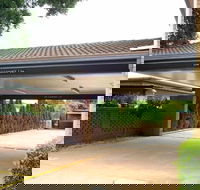A Raceview Motor Inn - Accommodation Bookings