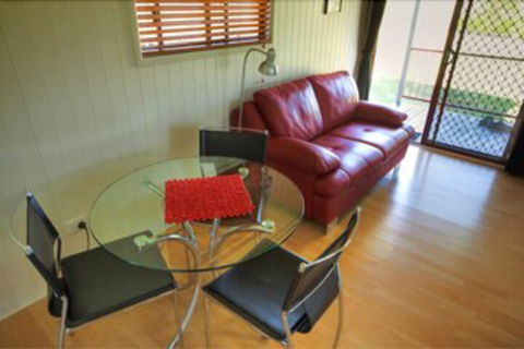 Killarney View Cabins & Caravan Park - Accommodation Bookings 6