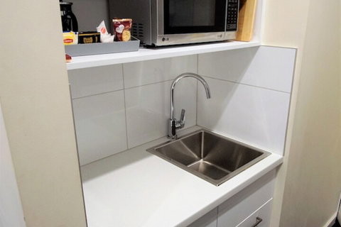 Parkview Motor Inn - Accommodation Bookings 6