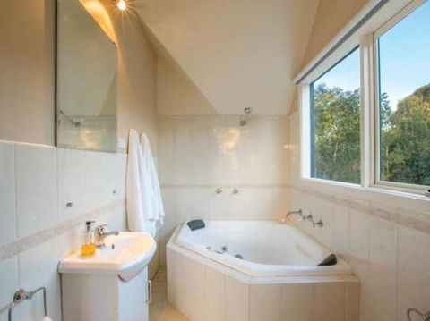 Jolee Accommodation - Accommodation Bookings 0