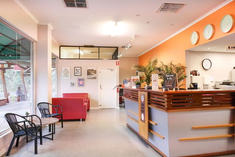 Alice Springs YHA - Hostel - Accommodation Bookings 4