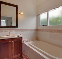 Walton House - Accommodation Bookings