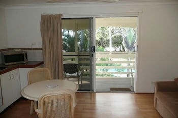 Beachside Holiday Units - Accommodation Bookings 6
