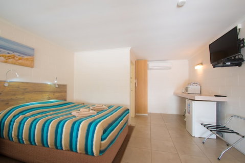A & A Motel - Accommodation Bookings 4