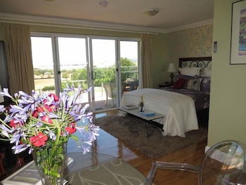 Gooromon Park Cottages - Accommodation Bookings 6