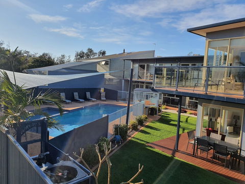 Grandeur Holiday Units - Accommodation Bookings 3