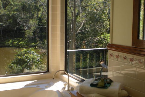 Montville Country Cabins - Accommodation Bookings 3