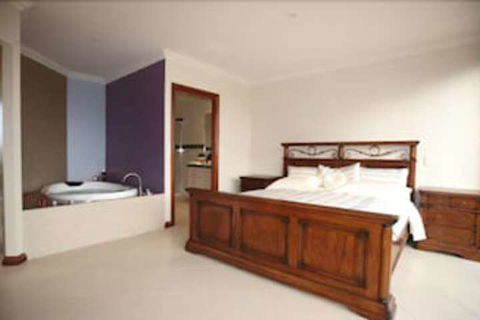 Aurora Cottages - Accommodation Bookings 7