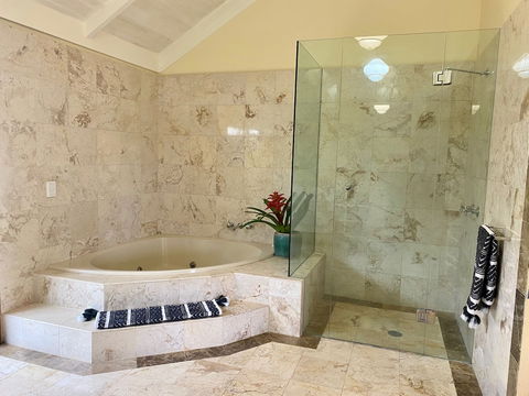 Four Winds Villas - Accommodation Bookings 5