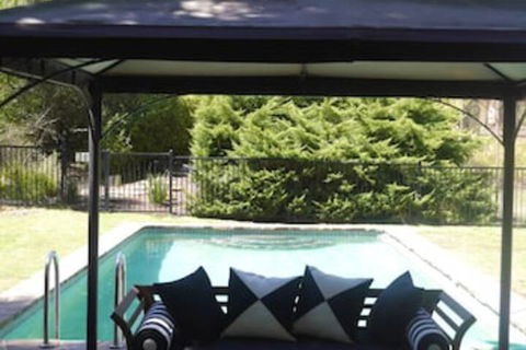 The Lodge Country House - Accommodation Bookings 1