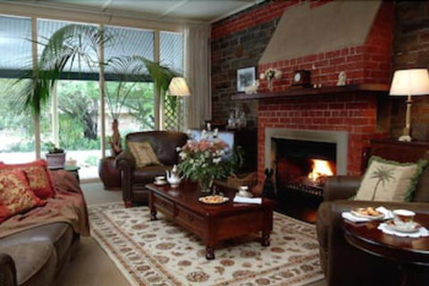 The Lodge Country House - Accommodation Bookings 3